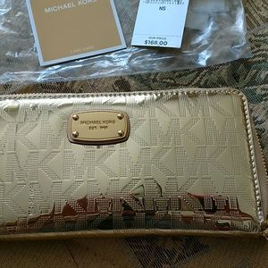 MK wristlet
